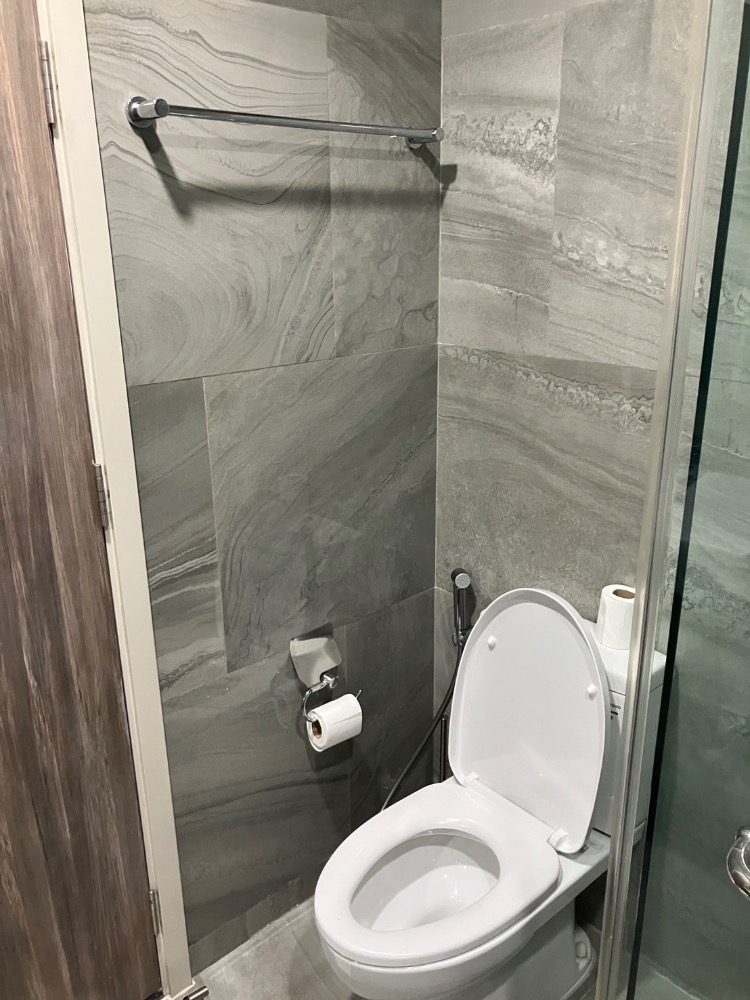 For RentCondoSukhumvit, Asoke, Thonglor : Condo for rent: Ideo Q Sukhumvit 36, fully furnished condo, ready to move in, close to BTS Thonglor!!