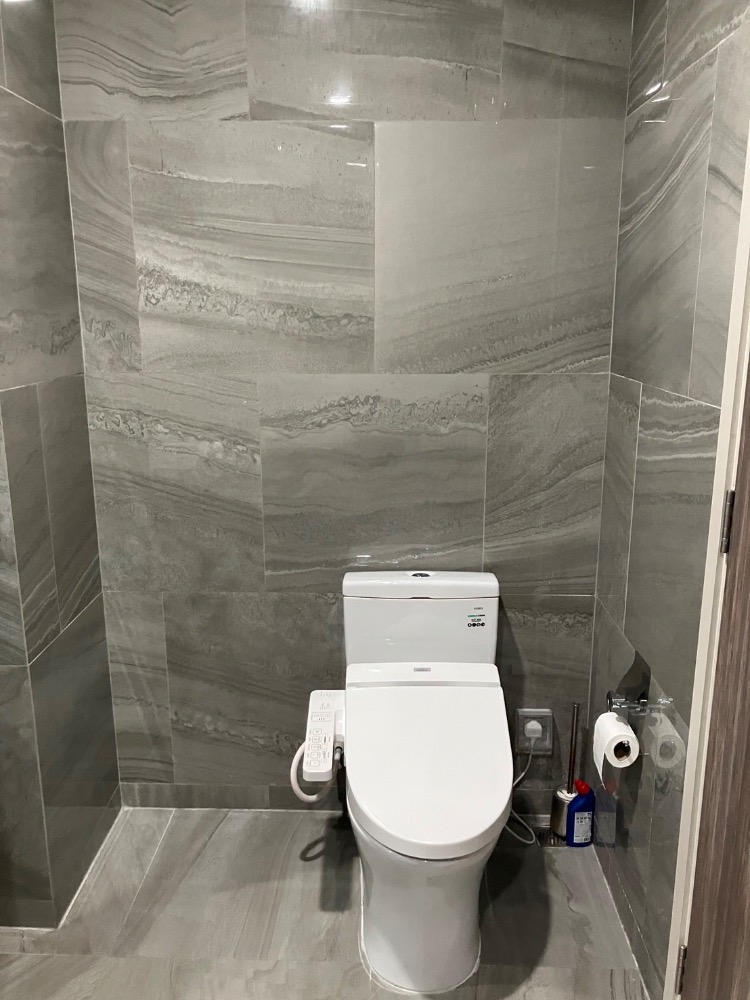 For RentCondoSukhumvit, Asoke, Thonglor : Condo for rent: Ideo Q Sukhumvit 36, fully furnished condo, ready to move in, close to BTS Thonglor!!