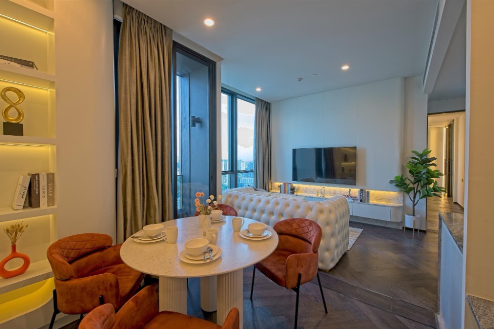 ขายคอนโดสุขุมวิท อโศก ทองหล่อ : ♦ Prime location ♦ ชั้น 20+ 77.00 ตร.ม. | 2 ห้องนอน 2 ห้องน้ำ | ใกล้ BTS ทองหล่อ 1 นาที, เกทเวย์ เอกมัย 6 นาที, โรงพยาบาลสุขุมวิท 6 นาที
