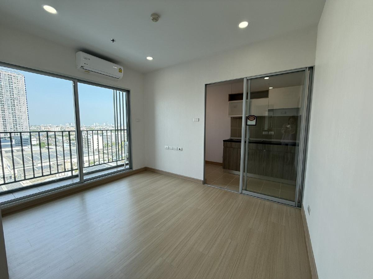 For SaleCondoSamut Prakan,Samrong : Urgent sale! Condo Supalai Veranda Sukhumvit 117 (Supalai Veranda Sukhumvit 117) size 35 sq m. Type wide front room, rare location ⛔️