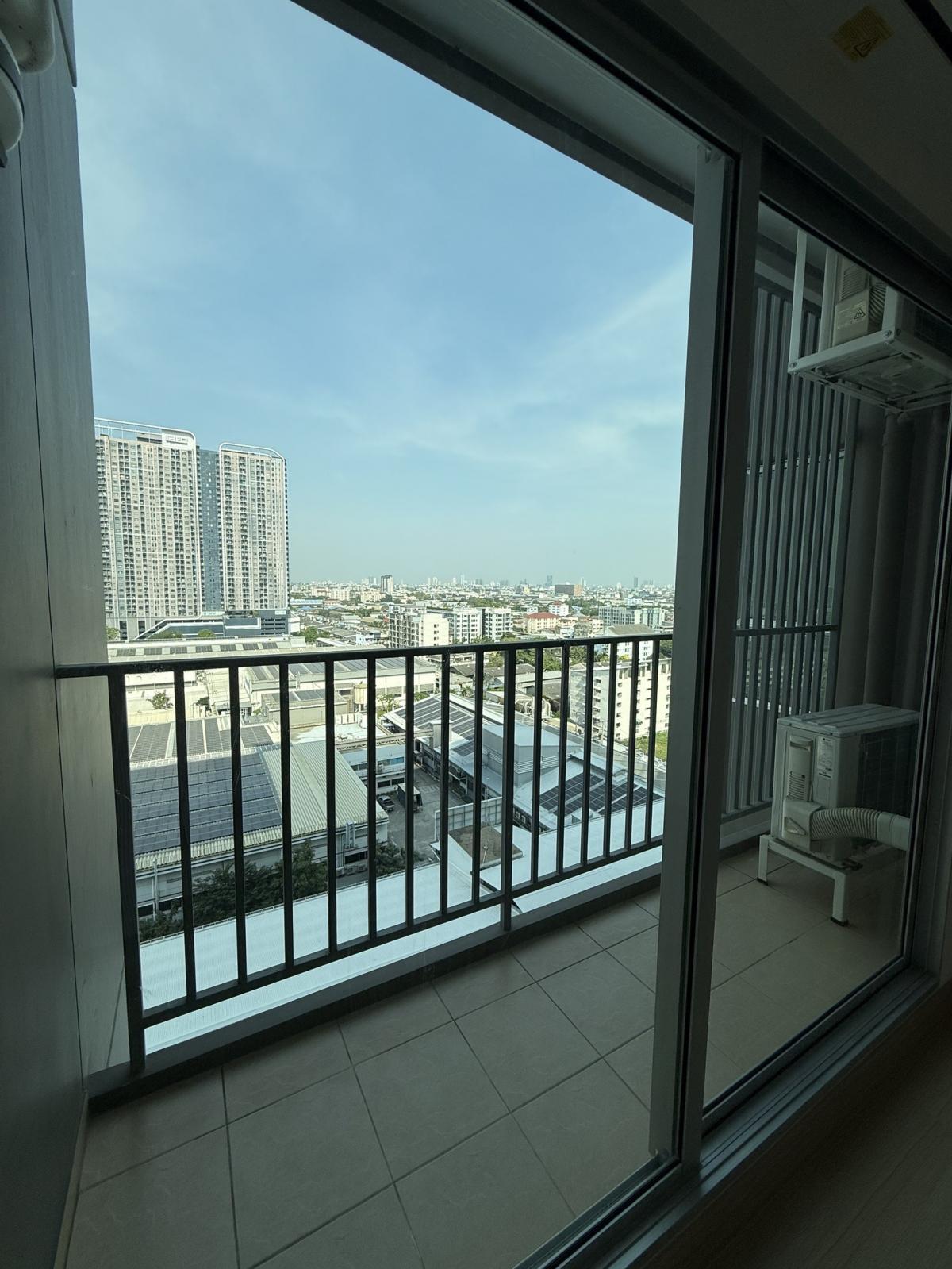 For SaleCondoSamut Prakan,Samrong : Urgent sale! Condo Supalai Veranda Sukhumvit 117 (Supalai Veranda Sukhumvit 117) size 35 sq m. Type wide front room, rare location ⛔️