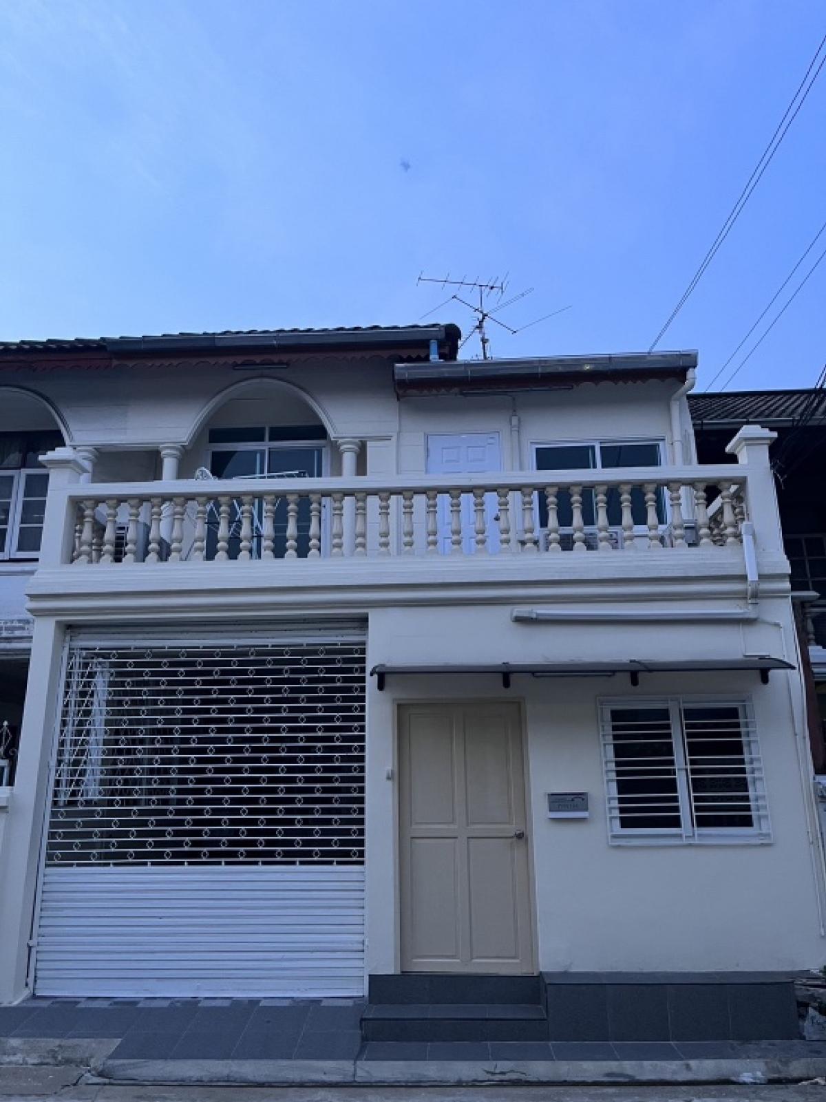 ให้เช่าทาวน์โฮมรัชดา ห้วยขวาง : บ้านให้เช่า 🏠 ทำเลห้วยขวาง รัชดา18⭐️5 ห้องนอน 2น้ำ ✅50,000/เดือน