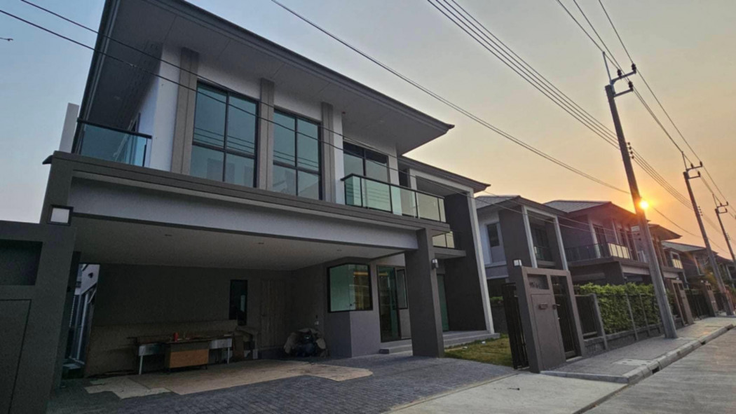 ให้เช่าบ้านลาดกระบัง สุวรรณภูมิ : ให้เช่า บ้านเดี่ยว The palm บางนา วงแหวน เนื้อที่ 80 ตร.วา พื้นที่ใช้สอย 320 ตร.ม. 4 ห้องนอน 4 ห้องน้ำ จอดรถได้ 2-3 คัน