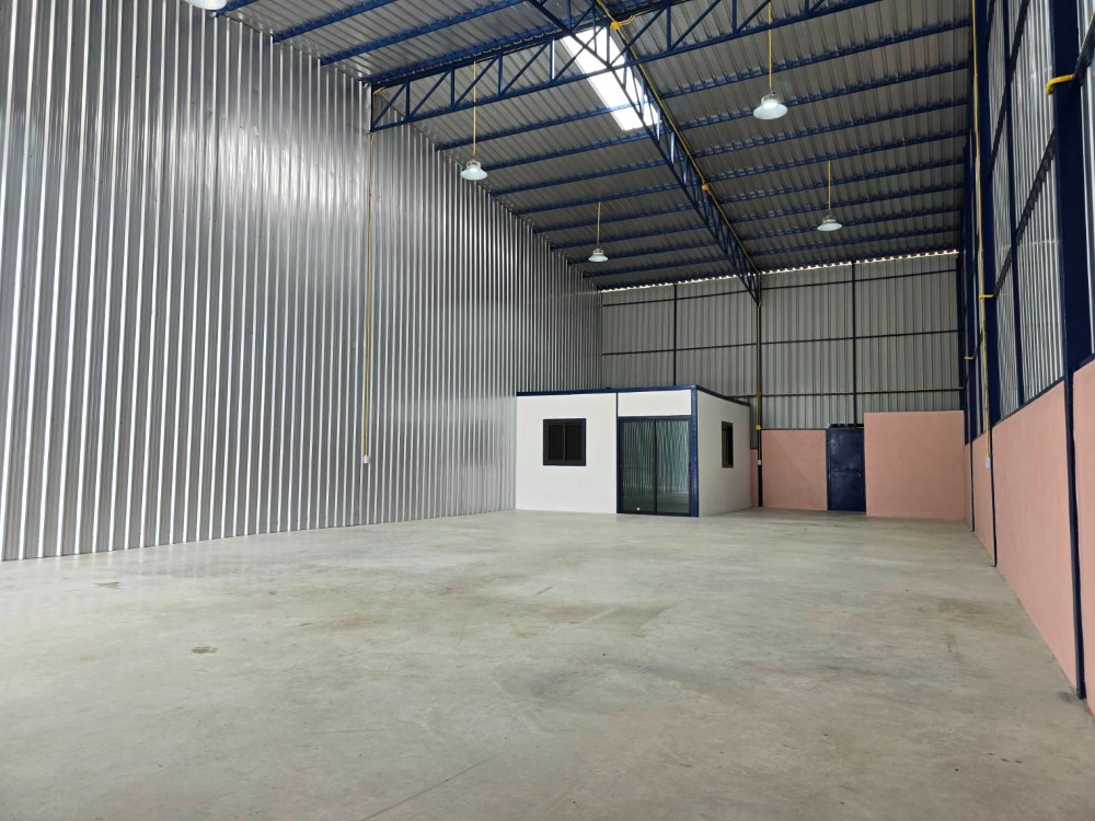 ให้เช่าโกดังพระราม 5 ราชพฤกษ์ บางกรวย : โกดังให้เช่า 200 ตร.ม. พร้อมออฟฟิศ ทำเลดี ย่านราชพฤกษ์-วงเวียนพระราม 5 บางกรวย นนทบุรี