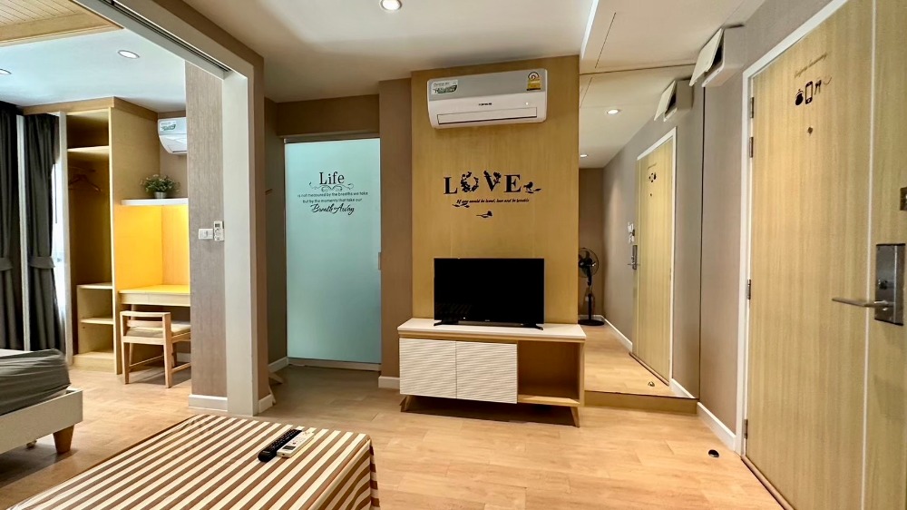 ขายคอนโดหัวหิน ประจวบคีรีขันธ์ : เมษา คอนโด 1 Bed 31.75 ตร.ม. ห่างทะเลเพียง 400 ม. อยู่เองก็ได้ ปล่อยเช่าก็ดี ทำเลดีสุดๆ