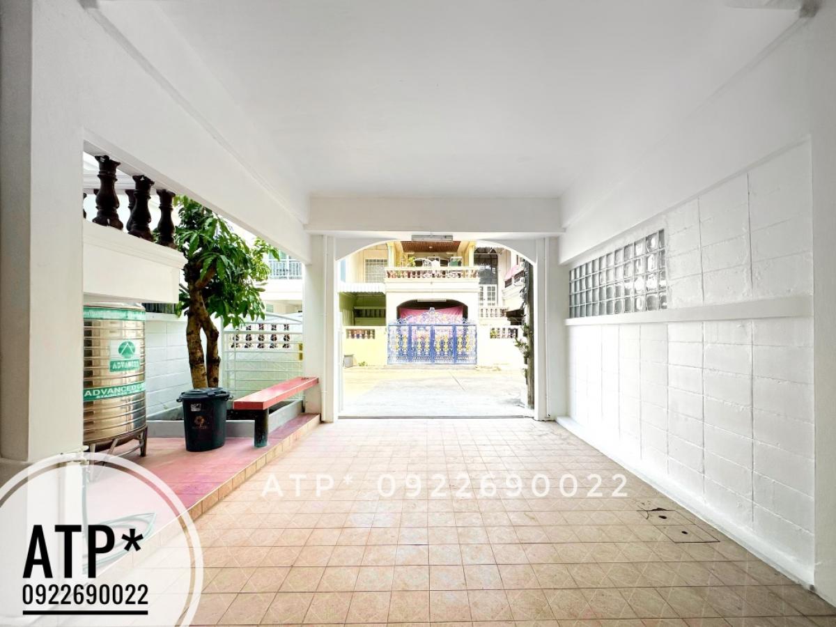 For RentTownhomeRamkhamhaeng, Hua Mak : **RENT** Townhouse near ABAC Ramkhamhaeng Huamak 27sqw/2FL/3BR/3BH/4AC/1Parking