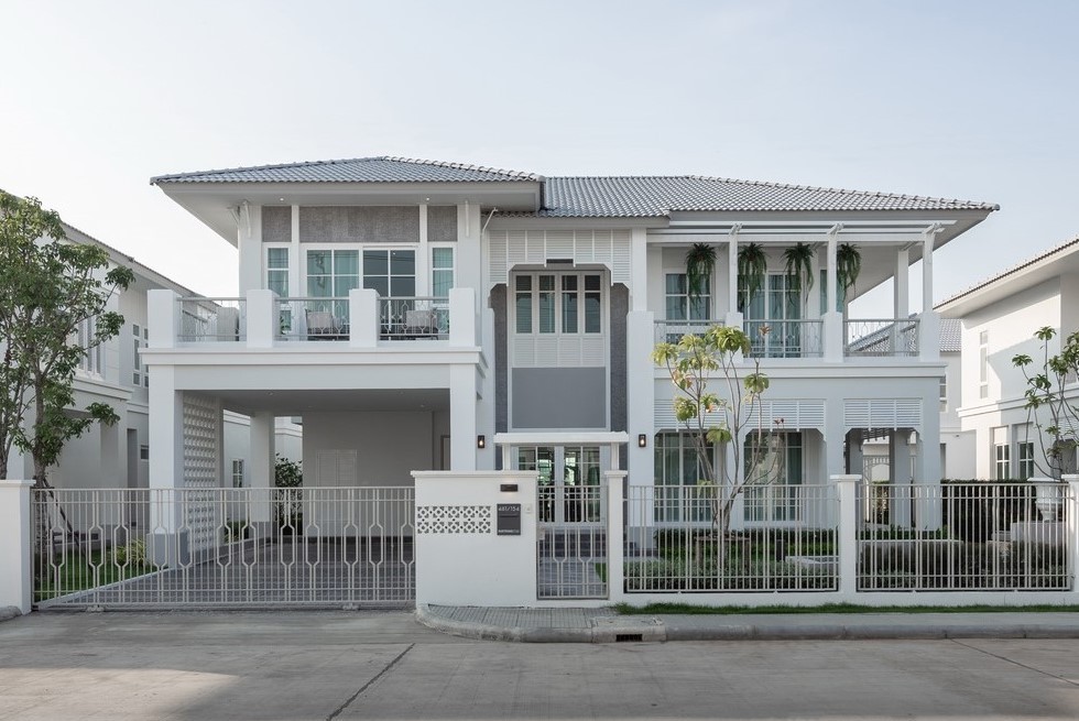 For SaleHouseRama 2, Bang Khun Thian : Baan Suetrong Premium Rama 2 - Samae Dam / 5 Bedrooms (SALE) DAO146