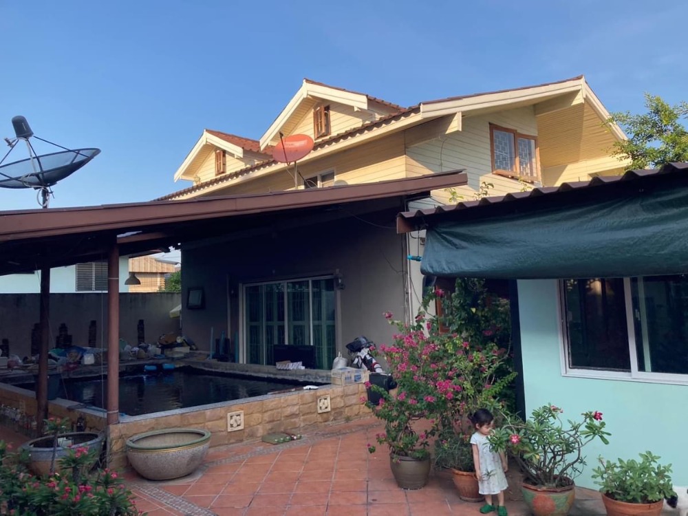 ขายบ้านโชคชัย4 ลาดพร้าว71 : บ้านเดี่ยว ลาดพร้าว 80 แยก 21 / 4 ห้องนอน (ขาย), Detached House Ladprao 80 Yaek 21 / 4 Bedrooms (FOR SALE) RUK862