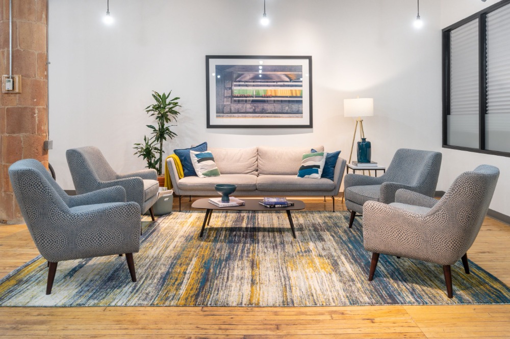 For RentRatchathewi,Phayathai : All-inclusive access to coworking space in Spaces Vanit Place Aree