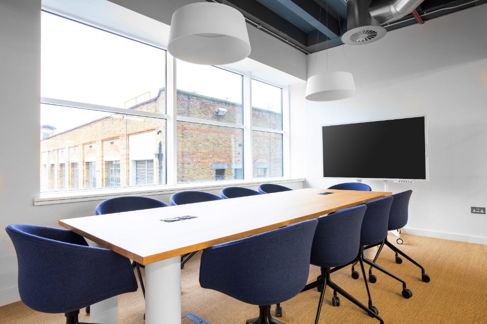 For RentKasetsart, Ratchayothin : Find open plan office space in Spaces Phahon 19 for 10 persons with everything taken care of