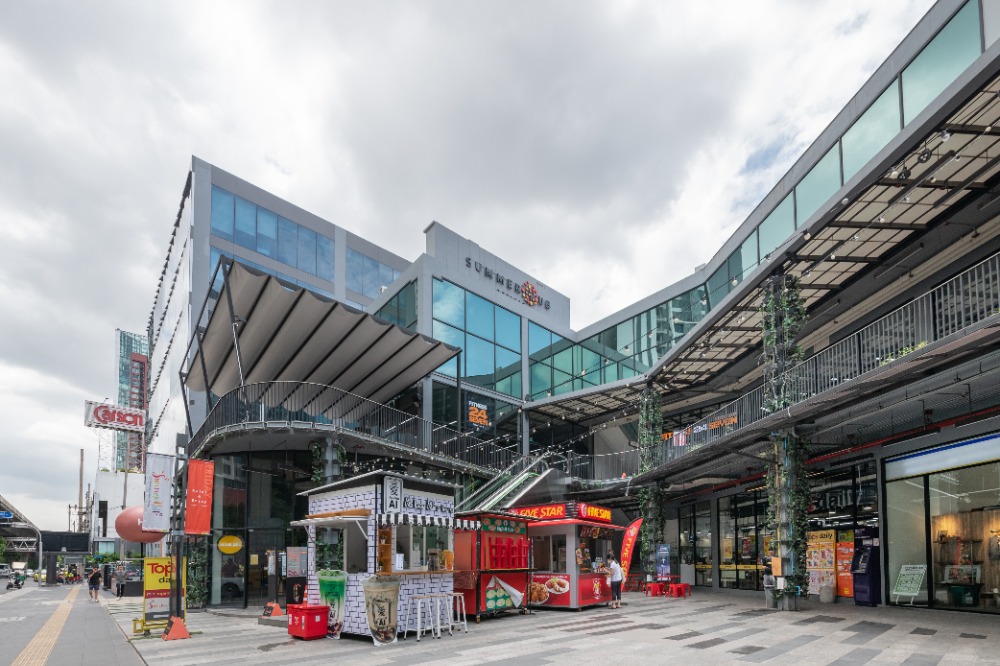 ให้เช่าคลองเตย กล้วยน้ำไท : Meet, work or collaborate in a professional Spaces Summer Hill business hub