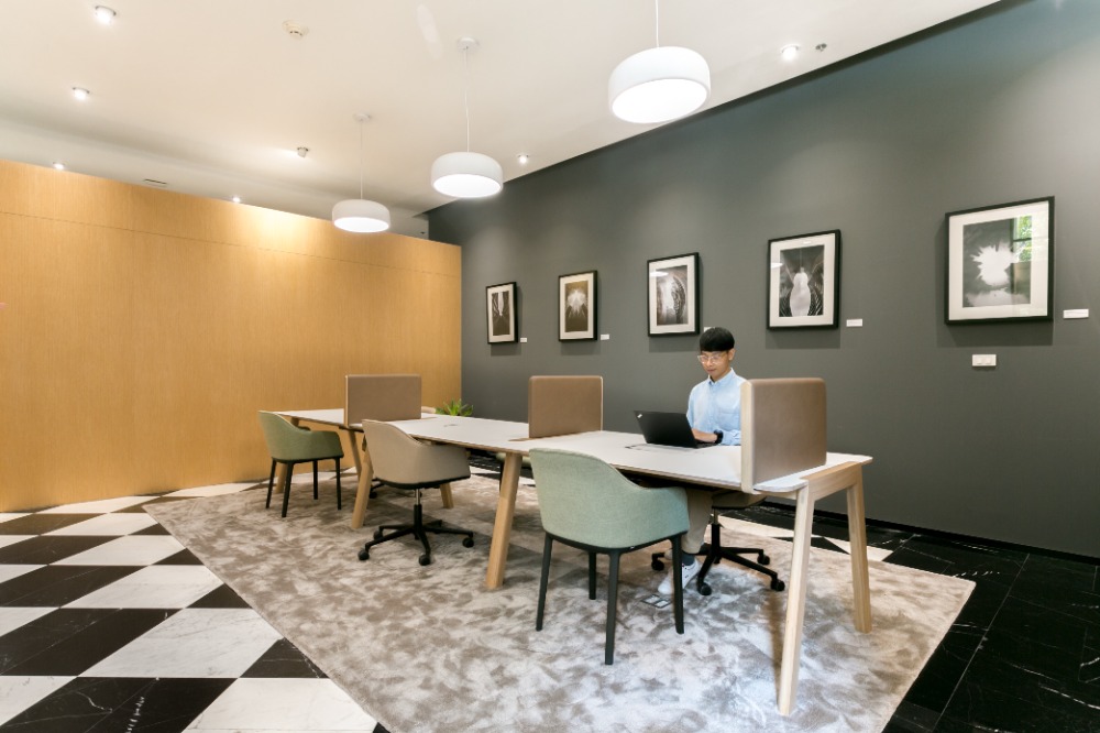 ให้เช่าสาทร นราธิวาส : Work in Spaces Empire Tower or anywhere else in our global network