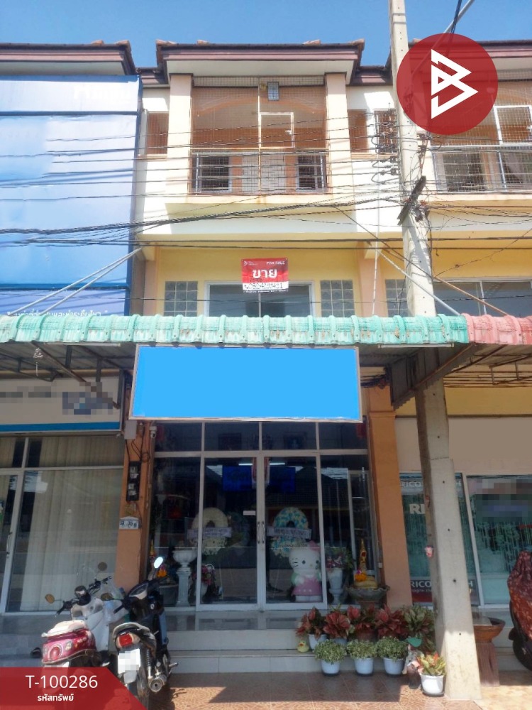 ขายอาคารพาณิชย์พิจิตร : ขายอาคารพาณิชย์ 3 ชั้น ติดถนน เนื้อที่ 43.1 ตร.วา ในเมือง พิจิตร