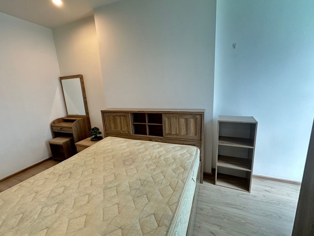 ให้เช่าคอนโดสยาม จุฬา สามย่าน : For Rent!! Ideo Q Chula - Samyan Rent Price!! 22,000฿ per month❤️‍🔥1 Bedroom 1 Bathroom size 33 sq.m. Contract Aomam (agent) Tel./Line id : 0955871692 WhatsApp : +66 95 587 1692