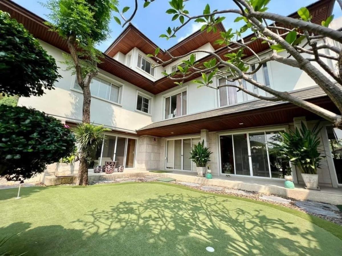 ขายบ้านเกษตรศาสตร์ รัชโยธิน : **Single Detached House for Sale: 3 Floors, 260 Sq. Wah Near Kasetsart University**