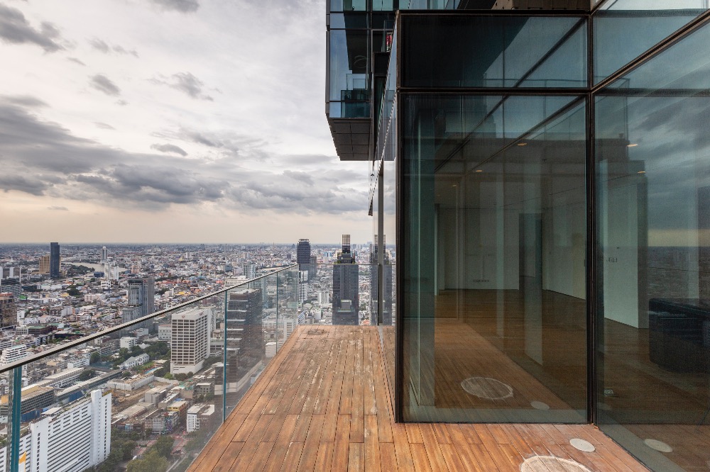 ให้เช่าคอนโดสาทร นราธิวาส : The Ritz-Carlton Residences Bangkok | ชั้น 52 | 244 ตร.ม. | 2 ห้องนอน + ห้องทำงาน | ระเบียงส่วนตัว