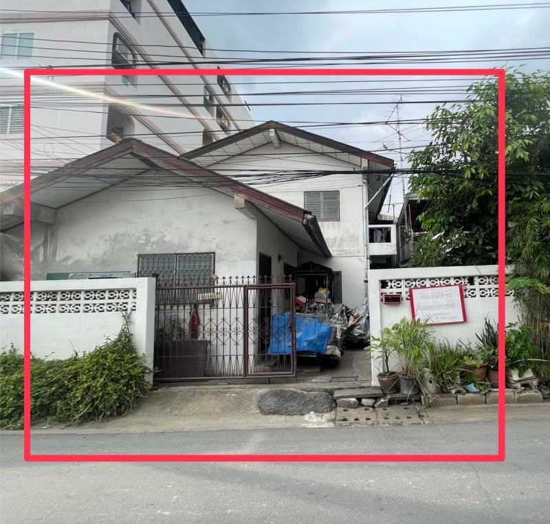 For SaleHotel&Apartment BusinessOnnut, Udomsuk : 2-storey dormitory, size 51 square wah, 10 rooms, Soi Chaloem Prakiat Soi 6, Phra Khanong Subdistrict, Phra Khanong District, Bangkok