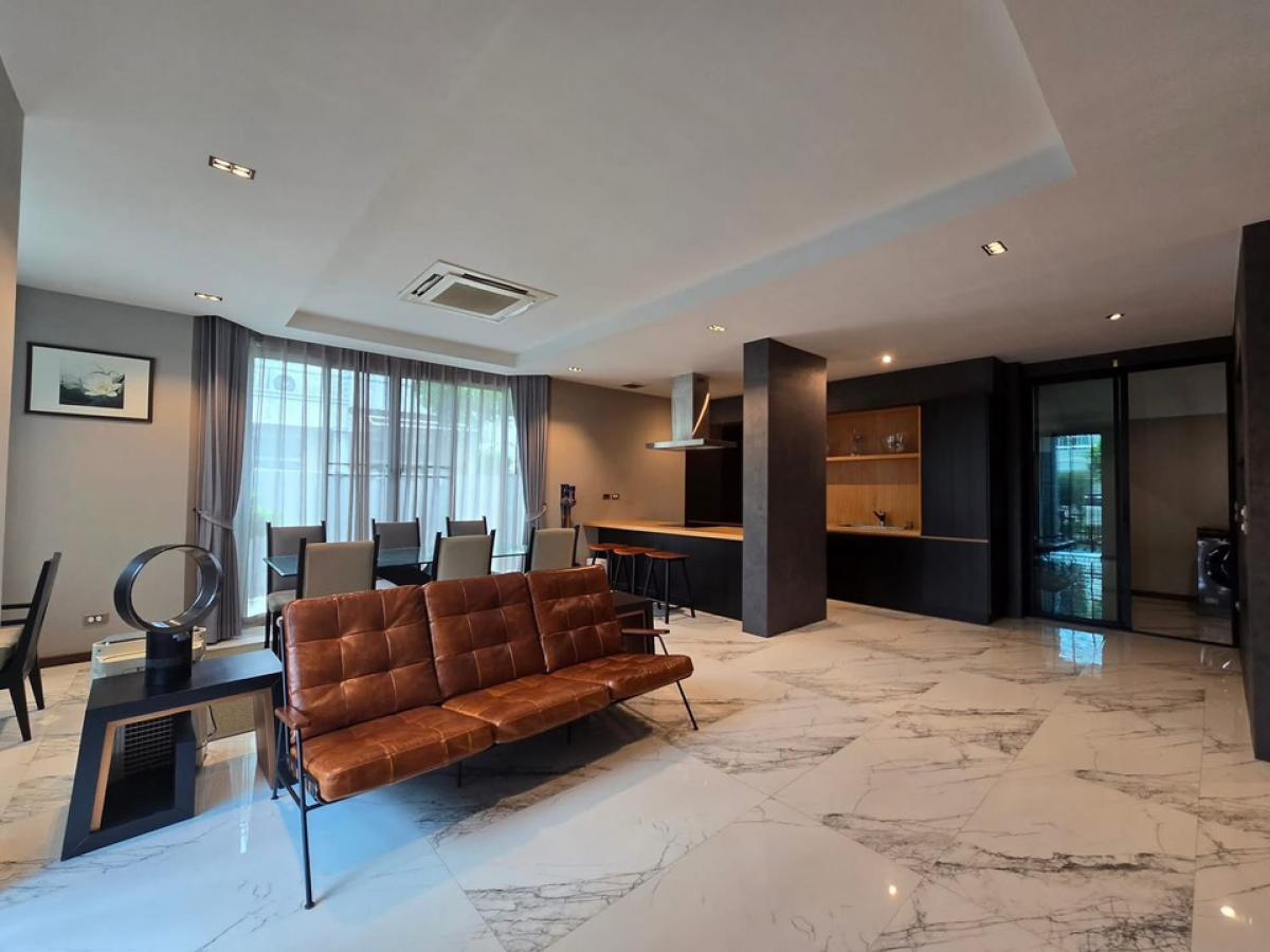 ขายบ้านพระราม 5 ราชพฤกษ์ บางกรวย : ขาย Bangkok Boulevard ราชพฤกษ์ พระราม 5 | 3 bed 3 bath | 285.5 Sq.w เพียง 12,900,000 MB ติดต่อ 086-795-9997( จิมมี่)
