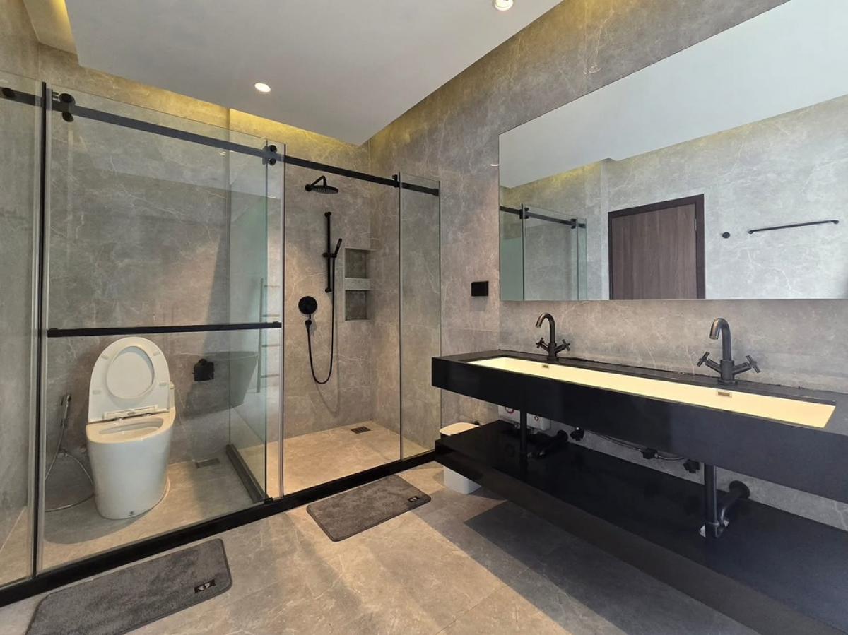 ขายบ้านพระราม 5 ราชพฤกษ์ บางกรวย : ขาย Bangkok Boulevard ราชพฤกษ์ พระราม 5 | 3 bed 3 bath | 285.5 Sq.w เพียง 12,900,000 MB ติดต่อ 086-795-9997( จิมมี่)