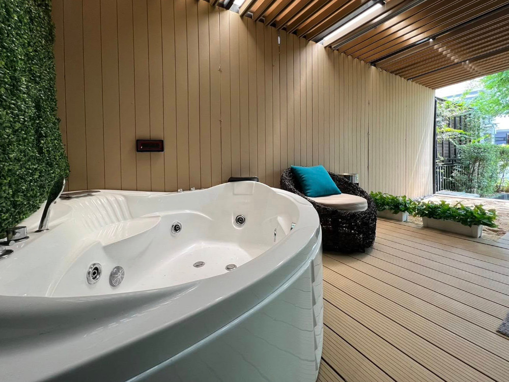 ขายบ้านลาดกระบัง สุวรรณภูมิ : ตกแต่งสวยพร้อมอยู่ ไลฟ์ บางกอก บูเลอวาร์ด วงแหวน–พระราม 9