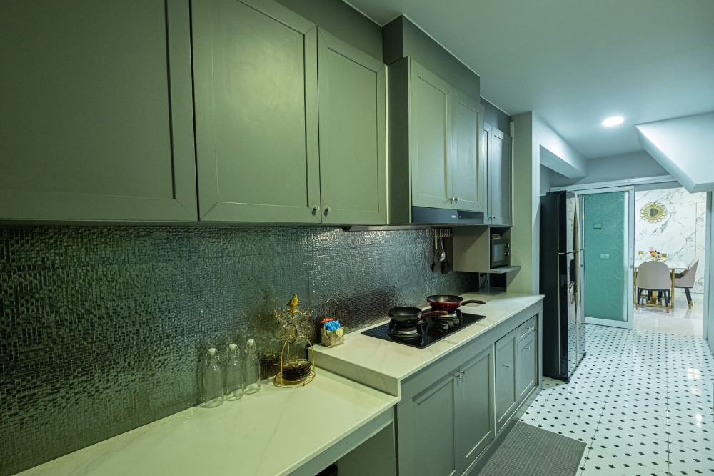 ขายบ้านลาดกระบัง สุวรรณภูมิ : ตกแต่งสวยพร้อมอยู่ ไลฟ์ บางกอก บูเลอวาร์ด วงแหวน–พระราม 9