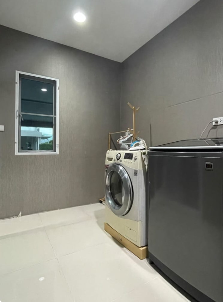 ขายบ้านลาดกระบัง สุวรรณภูมิ : ตกแต่งสวยพร้อมอยู่ ไลฟ์ บางกอก บูเลอวาร์ด วงแหวน–พระราม 9