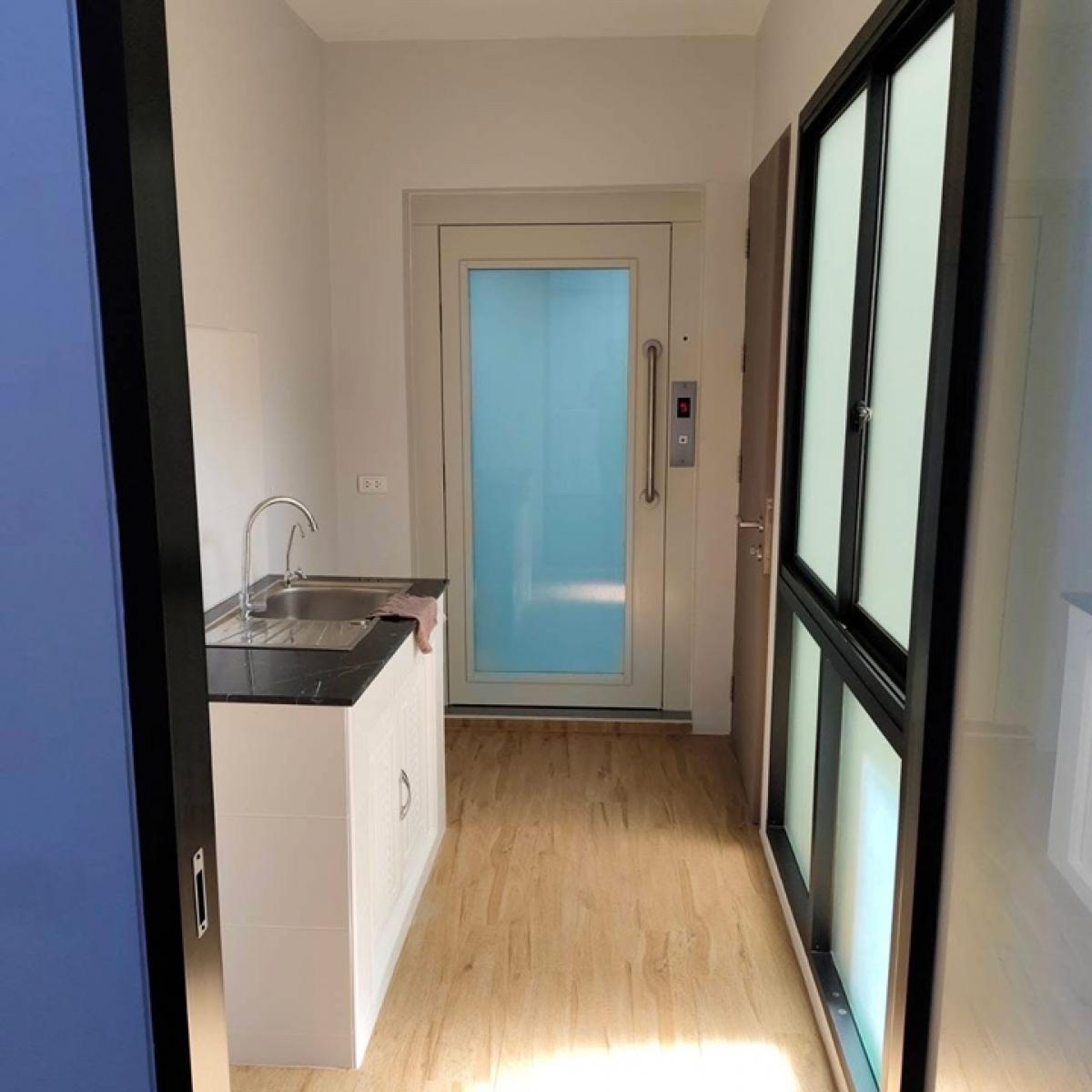 For SaleHome OfficeOnnut, Udomsuk : 📢👇 Sell with tenant til August 2028
Brand new home office , 5 story with in-house lift at 𝐓𝐡𝐞 𝐏𝐫𝐢𝐝𝐞 𝐒𝐮𝐤𝐡𝐮𝐦𝐯𝐢𝐭 𝟕𝟕
