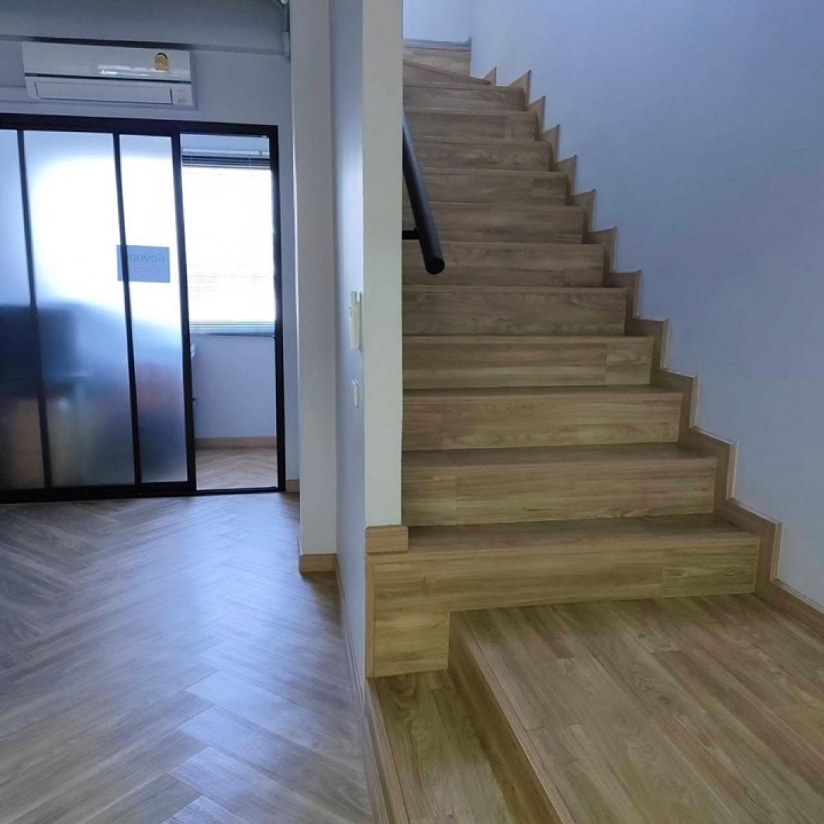 For SaleHome OfficeOnnut, Udomsuk : 📢👇 Sell with tenant til August 2028
Brand new home office , 5 story with in-house lift at 𝐓𝐡𝐞 𝐏𝐫𝐢𝐝𝐞 𝐒𝐮𝐤𝐡𝐮𝐦𝐯𝐢𝐭 𝟕𝟕