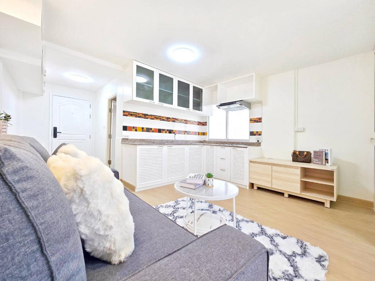 ขายคอนโดลาดพร้าว101 แฮปปี้แลนด์ : อยากได้คอนโดห้องมุม วิวสระว่ายน้ำ ผ่อนถูกกว่าเช่า? ต้องนี่เลย! ✨️ซิตี้ วิลล่า (City Villa)✨️