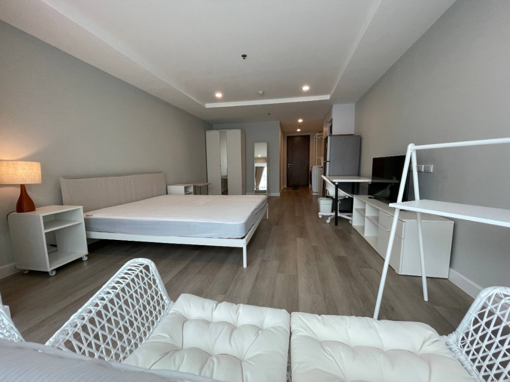 ให้เช่าคอนโดนานา : The Trendy Condominium (เดอะ เทรนดี้ คอนโดมิเนียม)