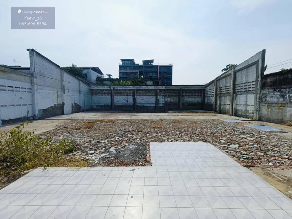 For SaleLandBangna, Bearing, Lasalle : For Sale #Land for sale 100 Sq. La Sal 19, beautiful land near the train Near the international school