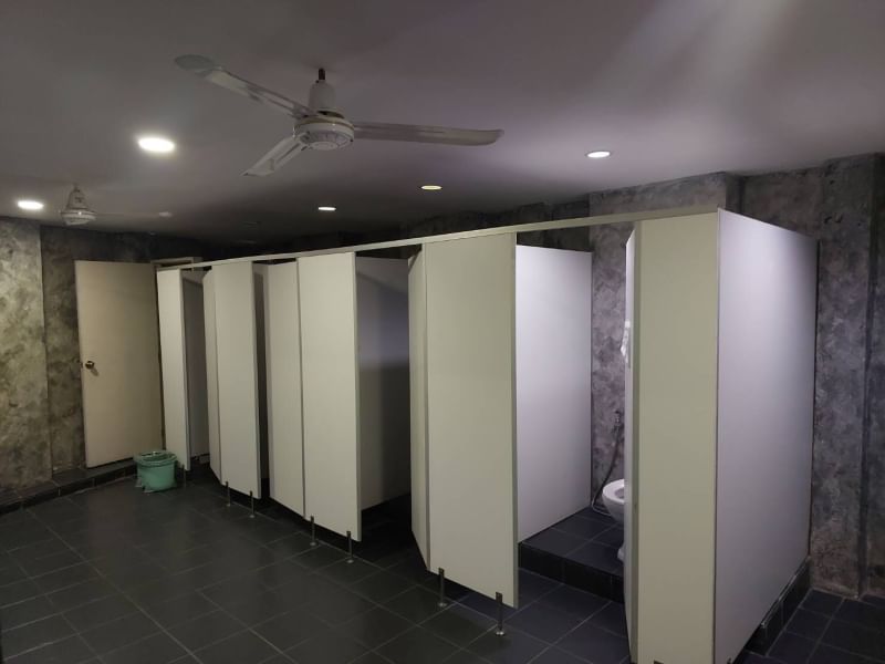 ให้เช่าอาคารพาณิชย์คลองเตย กล้วยน้ำไท : ให้เช่า อาคาร 3 ชั้น ถ.พระราม4 แขวงพระโขนง เขตคลองเตย เลขที่ 3741