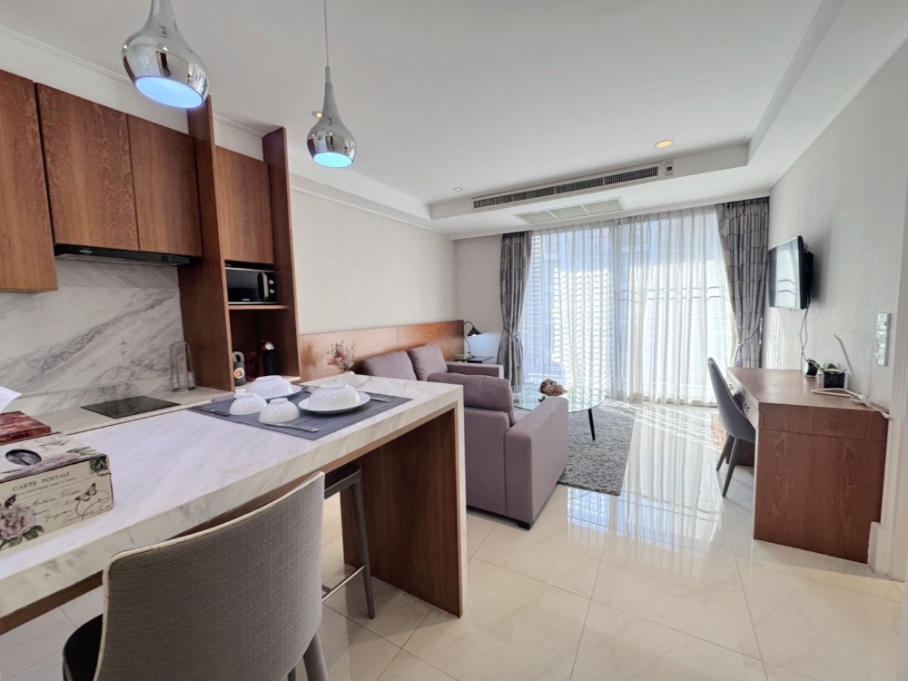 ให้เช่าคอนโดรัชดา ห้วยขวาง : RENT !! Condo Amanta Ratchada, MRT Thailand Cultural Centre, 2 Beds, Tower 1, Fl. 4, Area 85 sq.m., Rent 37,000 Baht
