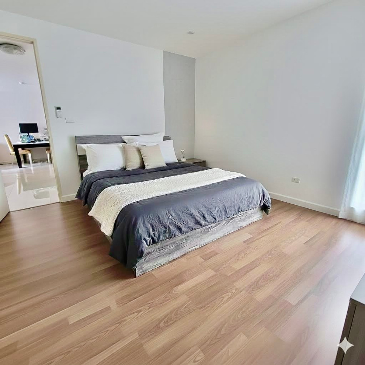 For RentCondoSukhumvit, Asoke, Thonglor : For Rent: The Clover Thonglor Spacious 2-Bedroom Condo in the Heart of Thonglor