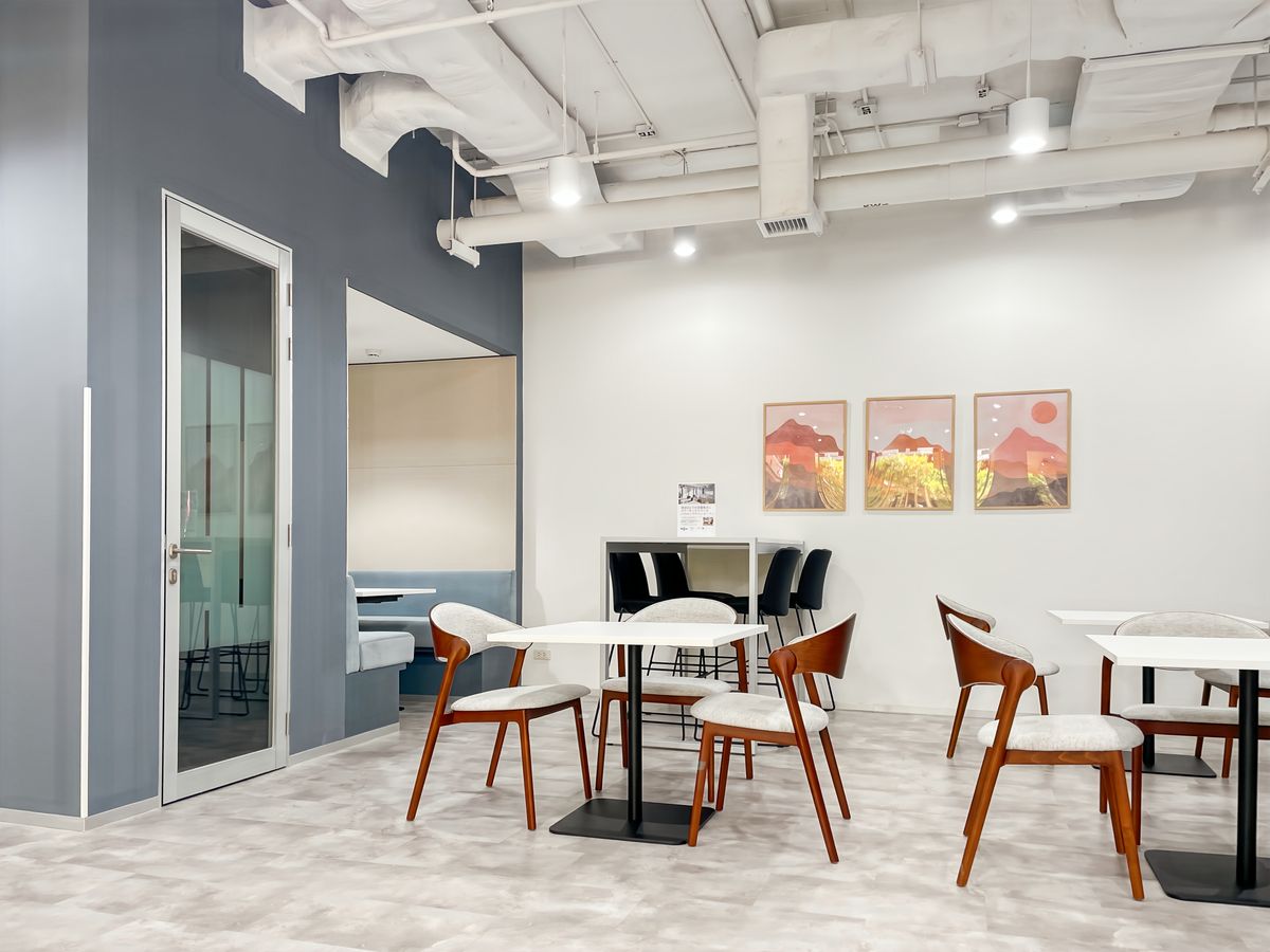 ให้เช่าเกษตรศาสตร์ รัชโยธิน : Flexible coworking memberships in Regus J Park Sriracha