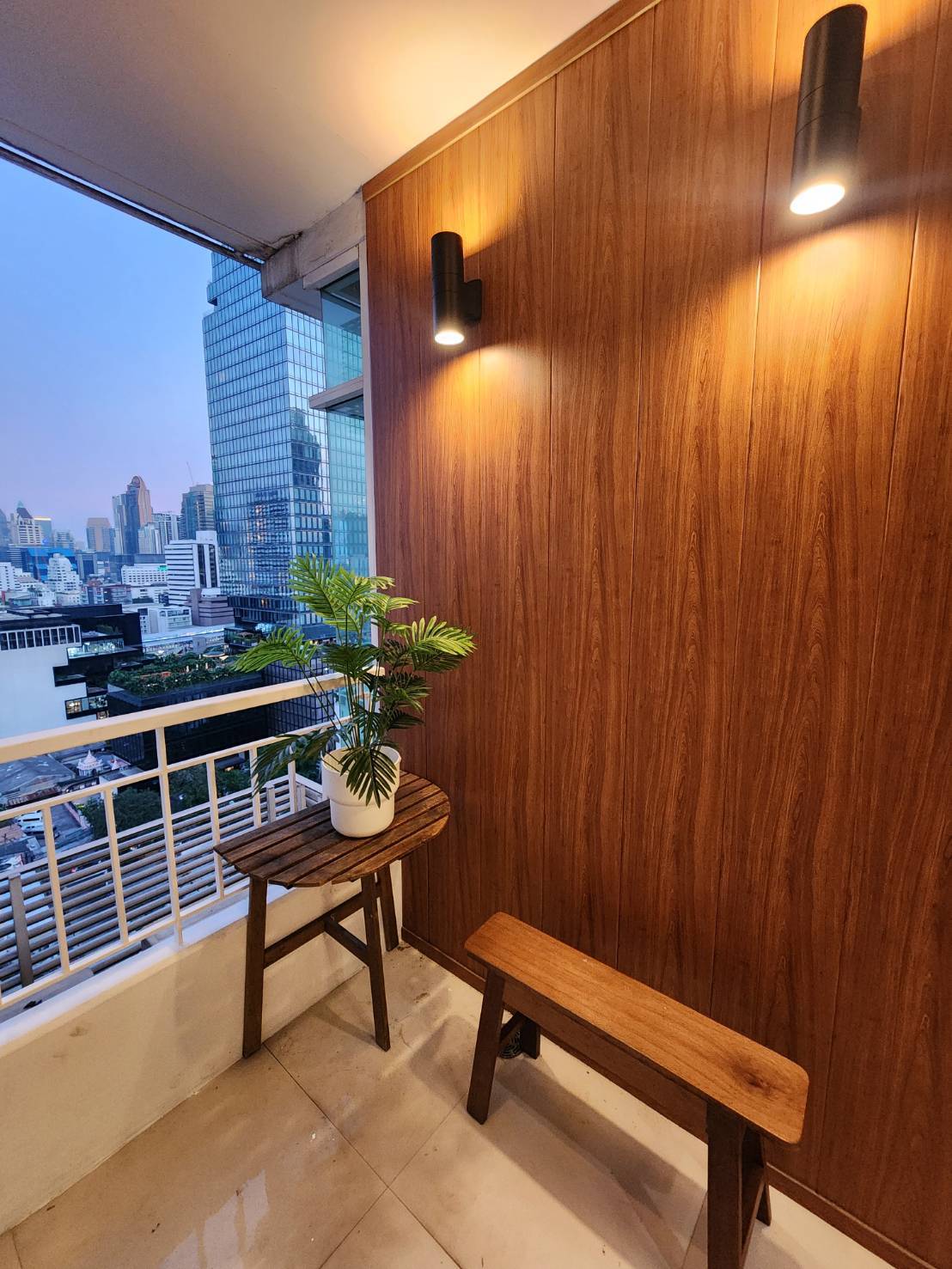 ให้เช่าคอนโดสาทร นราธิวาส : Ivy Sathorn 10, 1 bed, 22000 per month