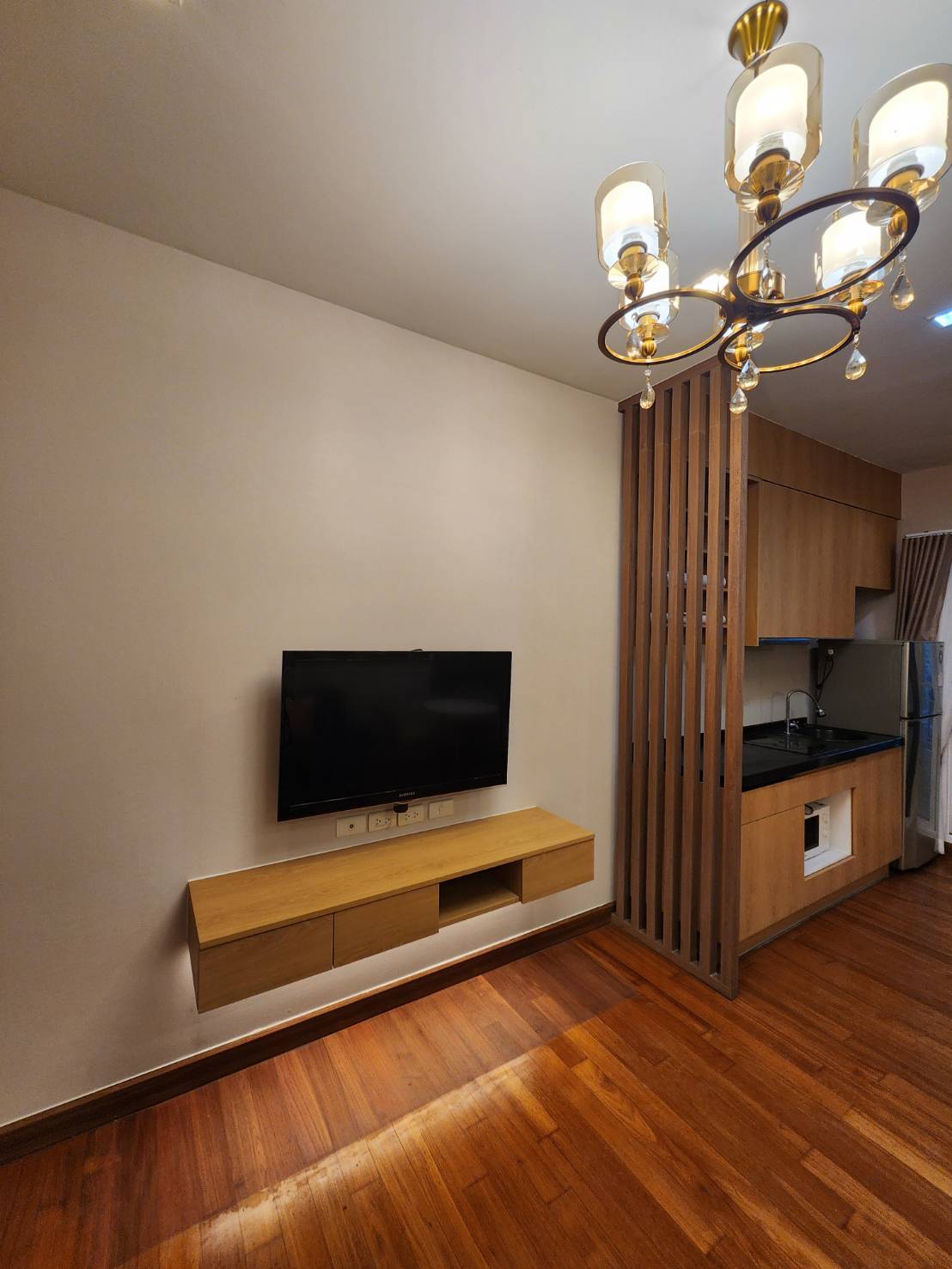 ให้เช่าคอนโดสาทร นราธิวาส : Ivy Sathorn 10, 1 bed, 22000 per month