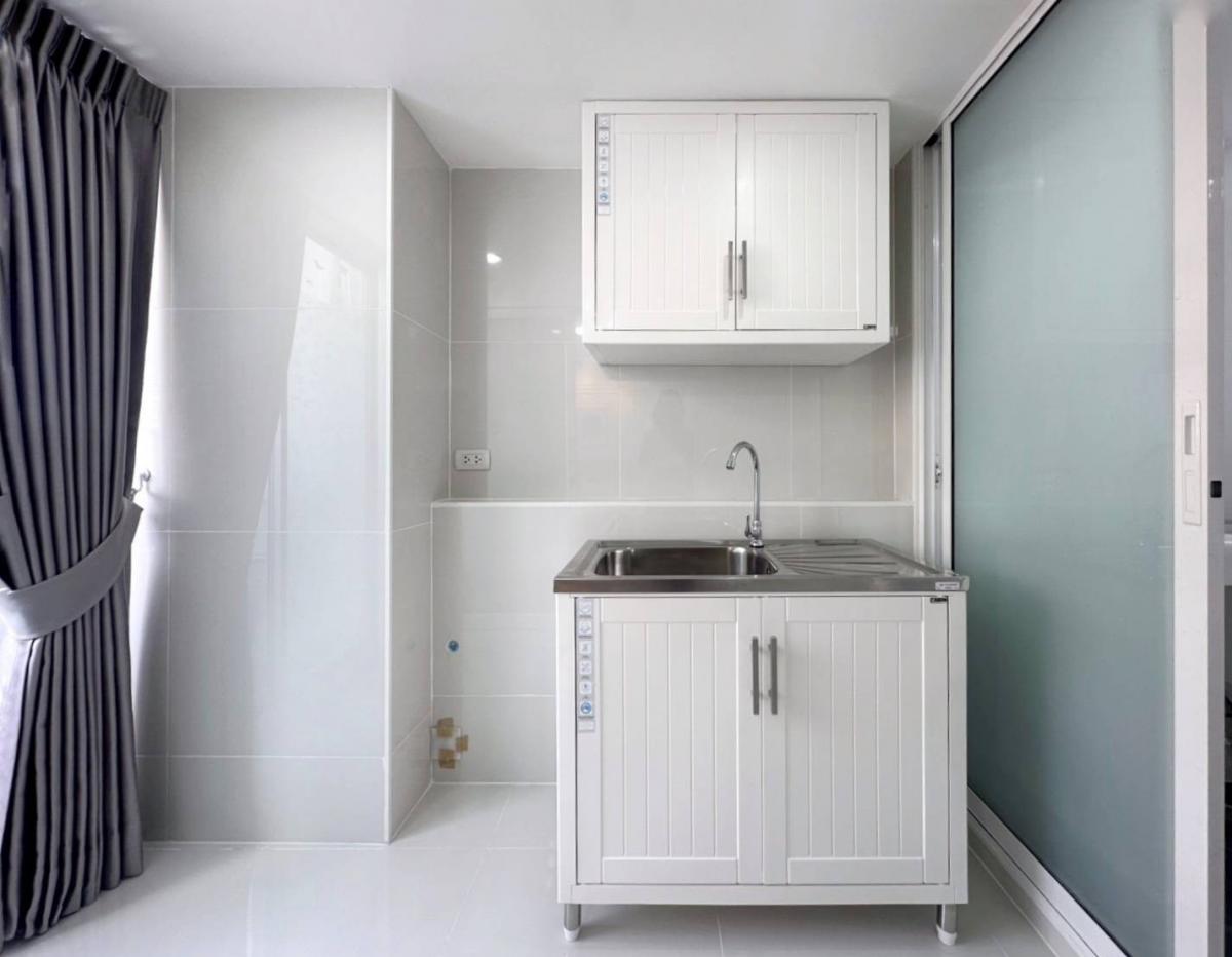 ขายคอนโดลาดพร้าว101 แฮปปี้แลนด์ : เหลือเชื่อ‼️ถูกกว่าเช่า คุ้มกว่าเยอะใหม่ทั้งห้อง“ห้องมุม ฟีลคาเฟ่ ผ่อนแค่ 5,xxx! ใกล้เดอะมอลล์บางกะปิ เดินไปรถไฟฟ้าก็ได้!” อยากได้คอนโดที่ครบทุกความต้องการ ต้องนี่เลย! ✨️ลุมพินี เซ็นเตอร์ ลาดพร้าว 111✨️