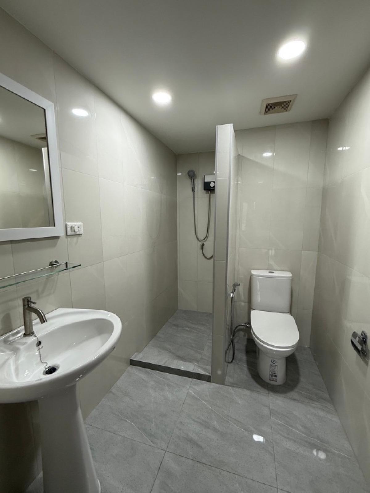 ขายคอนโดสุขุมวิท อโศก ทองหล่อ : ✨ 👍ขายราคาสมเหตุสมผลและคุ้มค่าสำหรับการอยู่อาศัยหรือลงทุน ห้องมุม ใกล้ BTS นานา รร.นานาชาติ NIST สวนเบญจกิตติ