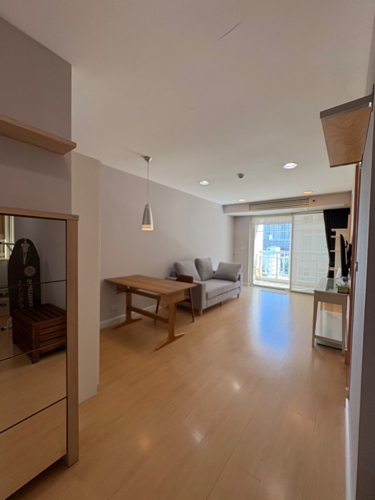 ให้เช่าคอนโดสาทร นราธิวาส : for rent Bangkok narathiwas 1 bed super deal 🎉🎄🌈