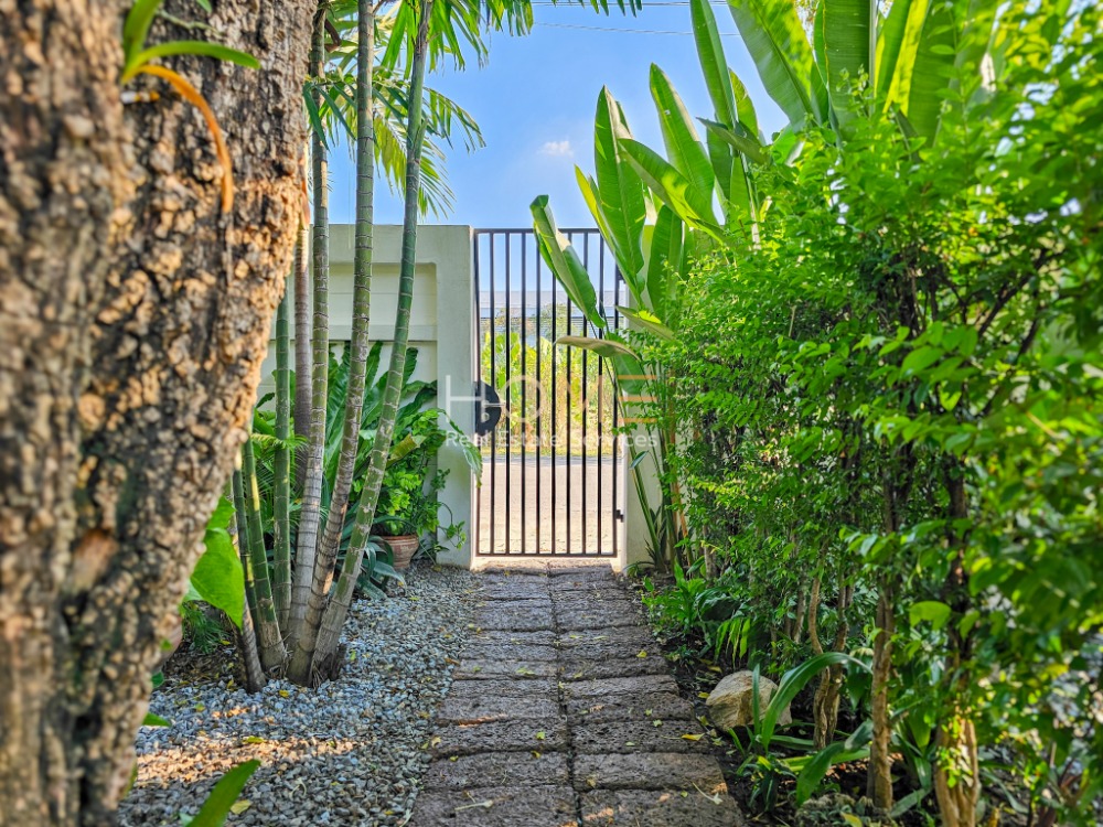 For SaleHouseNawamin, Ramindra : Detached House Ramintra Km.4 / 5 Bedrooms (FOR SALE) TAN543