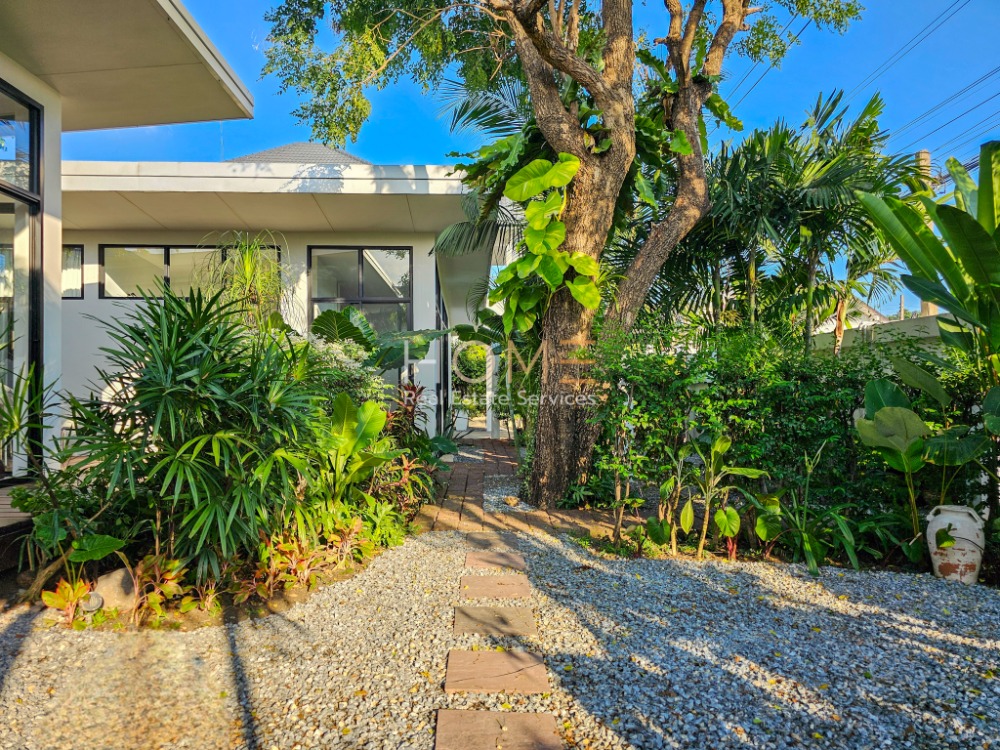 For SaleHouseNawamin, Ramindra : Detached House Ramintra Km.4 / 5 Bedrooms (FOR SALE) TAN543