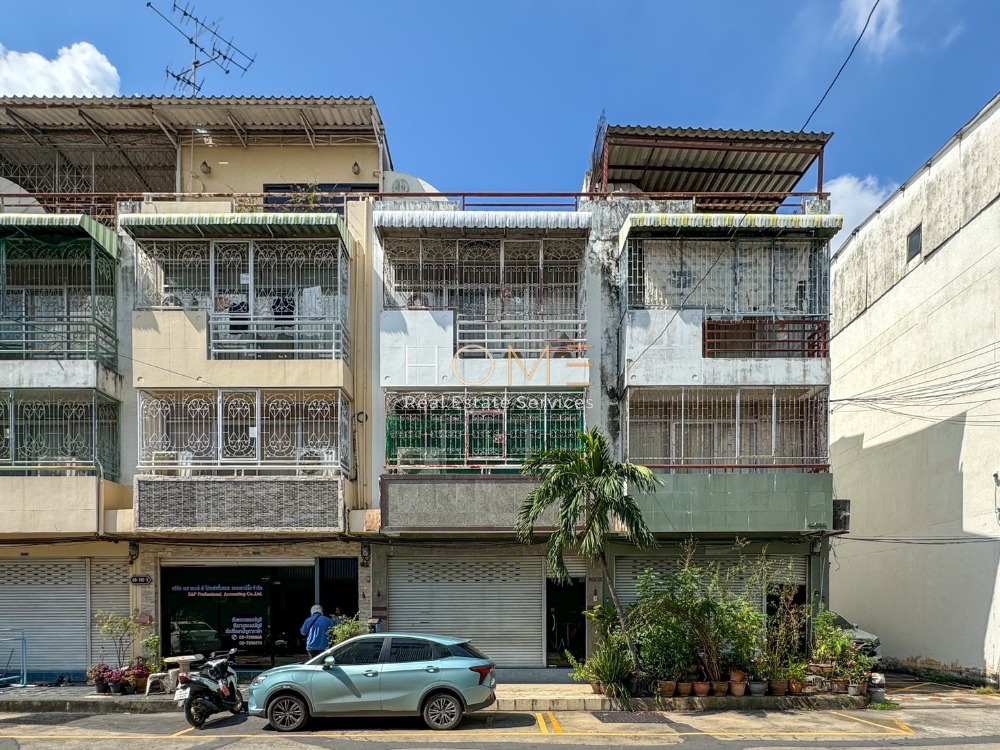 For SaleShop HouseMin Buri, Romklao : Commercial Building Ramkhamhaeng 104 / 3 Storey (FOR SALE) JANG247