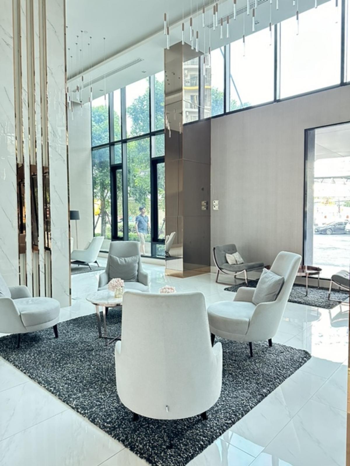 For SaleCondoVipawadee, Don Mueang, Lak Si : Condo for sale Knightsbridge Phaholyothin Interchange fully furnished, BTS line, Bang Khen Monument Circle, 2 bedrooms, location on the Green Line and Pink Line, Bang Khen Circle, fully furnished, located on the 5th floor, room size 35.64 sq m., 2 bedroom