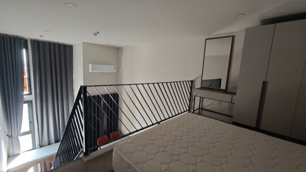 ให้เช่าคอนโดวิภาวดี ดอนเมือง หลักสี่ : 💥📌ห้องแบบสองชั้น เฟอร์ครบ 📌💥ราคาโอเคมากกก  สภาพดีเว่อร์