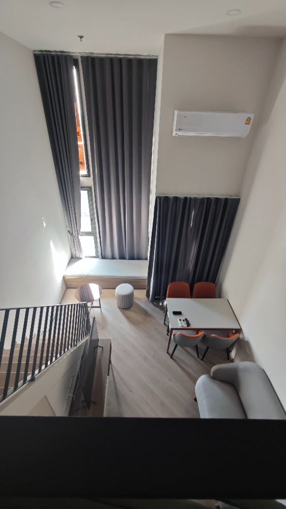 ให้เช่าคอนโดวิภาวดี ดอนเมือง หลักสี่ : 💥📌ห้องแบบสองชั้น เฟอร์ครบ 📌💥ราคาโอเคมากกก  สภาพดีเว่อร์