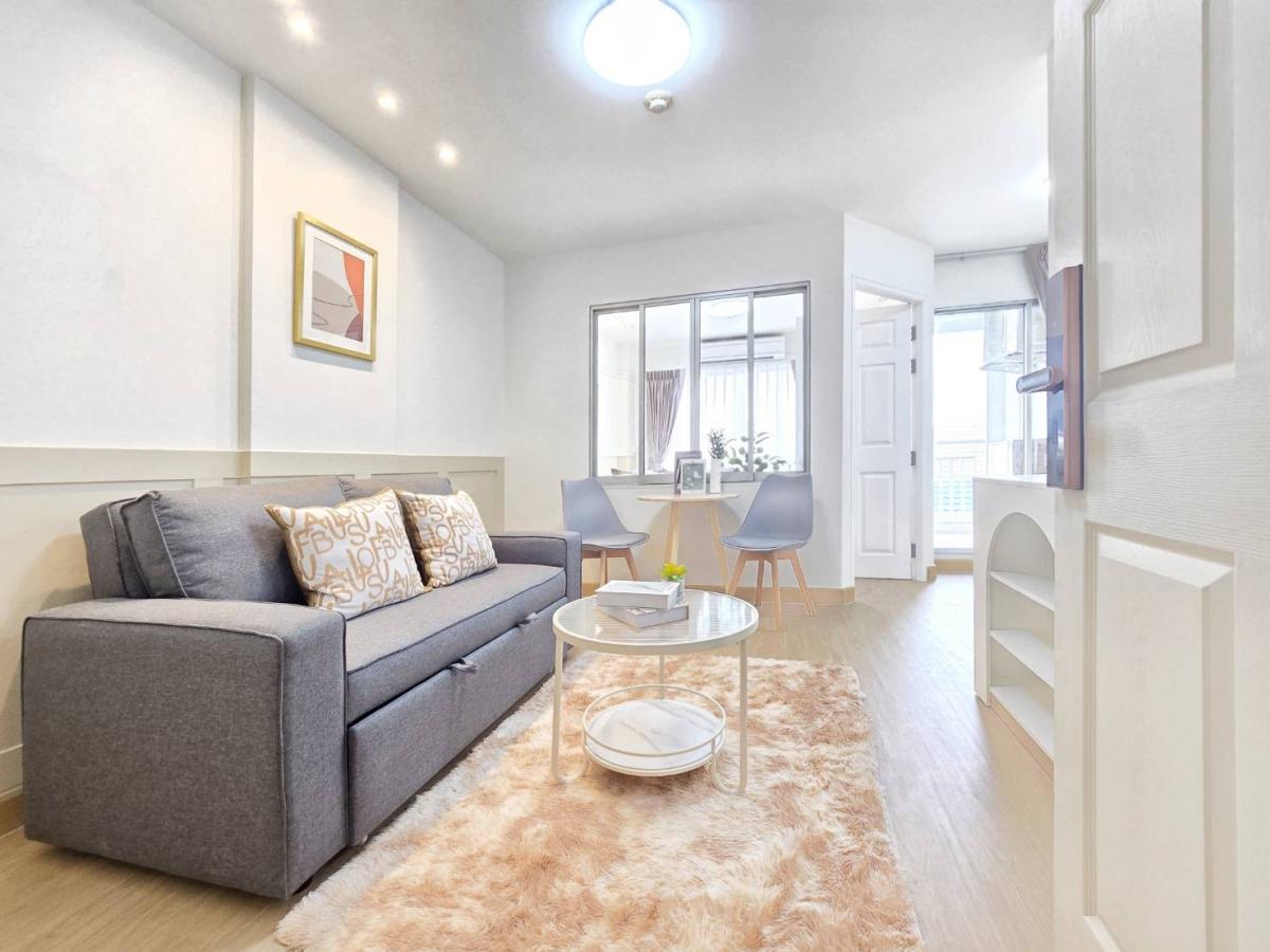 For SaleCondoNawamin, Ramindra : 📍Want a condo in a prime location, next to Central Ramintra, and also walk to MRT Ramintra 3? This is it! 👉 Lumpini Condo Town Ramintra-Lak Si (Lumpini Condo Town Ramintra-Lak Si)🌳🌳