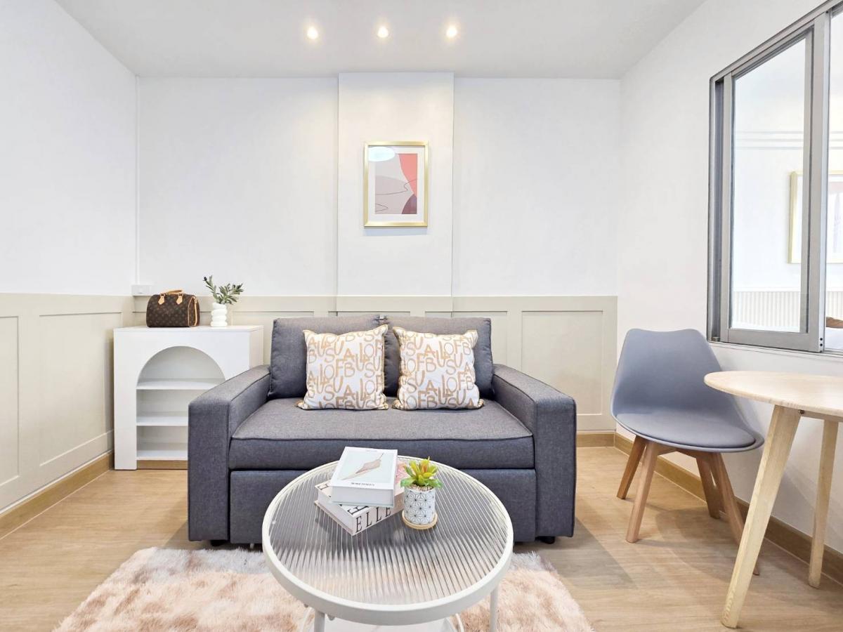 For SaleCondoNawamin, Ramindra : 📍Want a condo in a prime location, next to Central Ramintra, and also walk to MRT Ramintra 3? This is it! 👉 Lumpini Condo Town Ramintra-Lak Si (Lumpini Condo Town Ramintra-Lak Si)🌳🌳