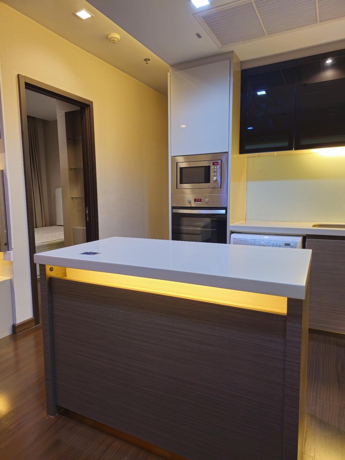 For RentCondoRatchadapisek, Huaikwang, Suttisan : Ivy Ampio Condo f or RENT ให้เช่า ** @50,000บาท/month Call 096-2615656 ห้องกว้างมาก 78 ตรม. 2 นอน 2 น้ำ เฟอร์ครบ พร้อมอยู่ Location : Huaikwang -Ratchada - Rama9 Rental Price : 59,000 Baht/Month Condominium near MRT : Thai culture Station Condo