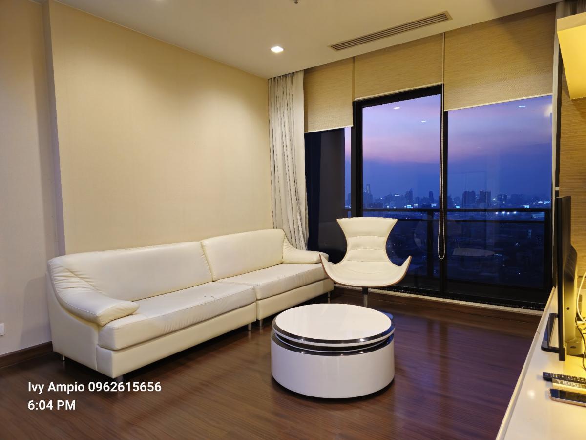 For RentCondoRatchadapisek, Huaikwang, Suttisan : Ivy Ampio Condo f or RENT ให้เช่า ** @50,000บาท/month Call 096-2615656 ห้องกว้างมาก 78 ตรม. 2 นอน 2 น้ำ เฟอร์ครบ พร้อมอยู่ Location : Huaikwang -Ratchada - Rama9 Rental Price : 59,000 Baht/Month Condominium near MRT : Thai culture Station Condo